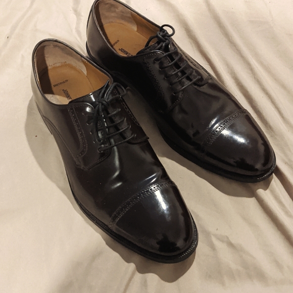 Johnston & Murphy Other - Size 12 D burgundy Johnston and Murphy